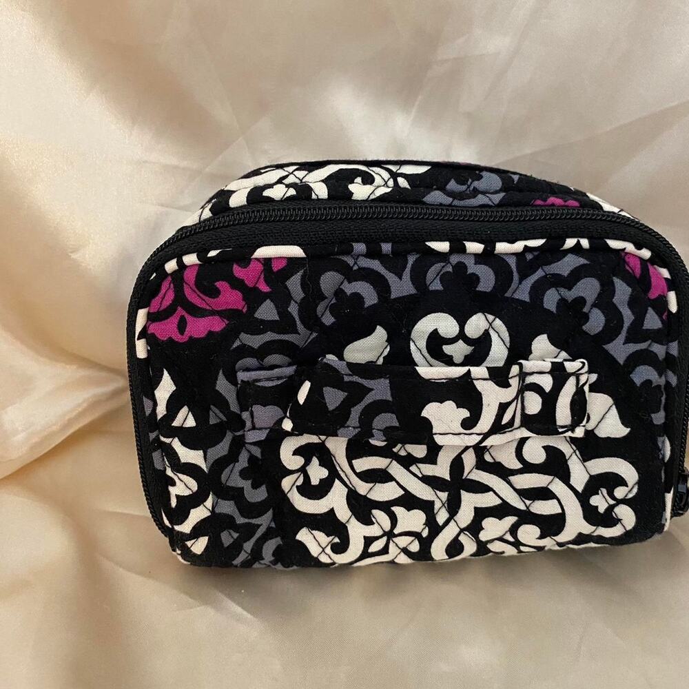 Retired Vera Bradley Canterberry Magenta Quilted Cosmetic Bag Travel Organizer